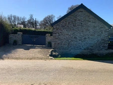 Longère en pierre rénovée   116 m2   3 chambres   Terrain 1,