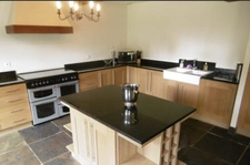  Corps de ferme rénové, alliant charme et fonctionnalité