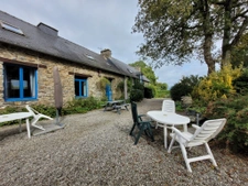 propriété en Bretagne rurale, une maison, deux gîtes, un stu