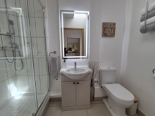 Longère en pierre rénovée   116 m2   3 chambres   Terrain 1,