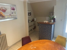 À Vendre   Ancien Restaurant avec Maison d'Habitation en Ple