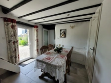 Charmante Propriété de deux maisons.