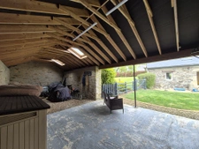 Longère en pierre rénovée   116 m2   3 chambres   Terrain 1,