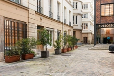 PARIS 3 - BERANGER 8