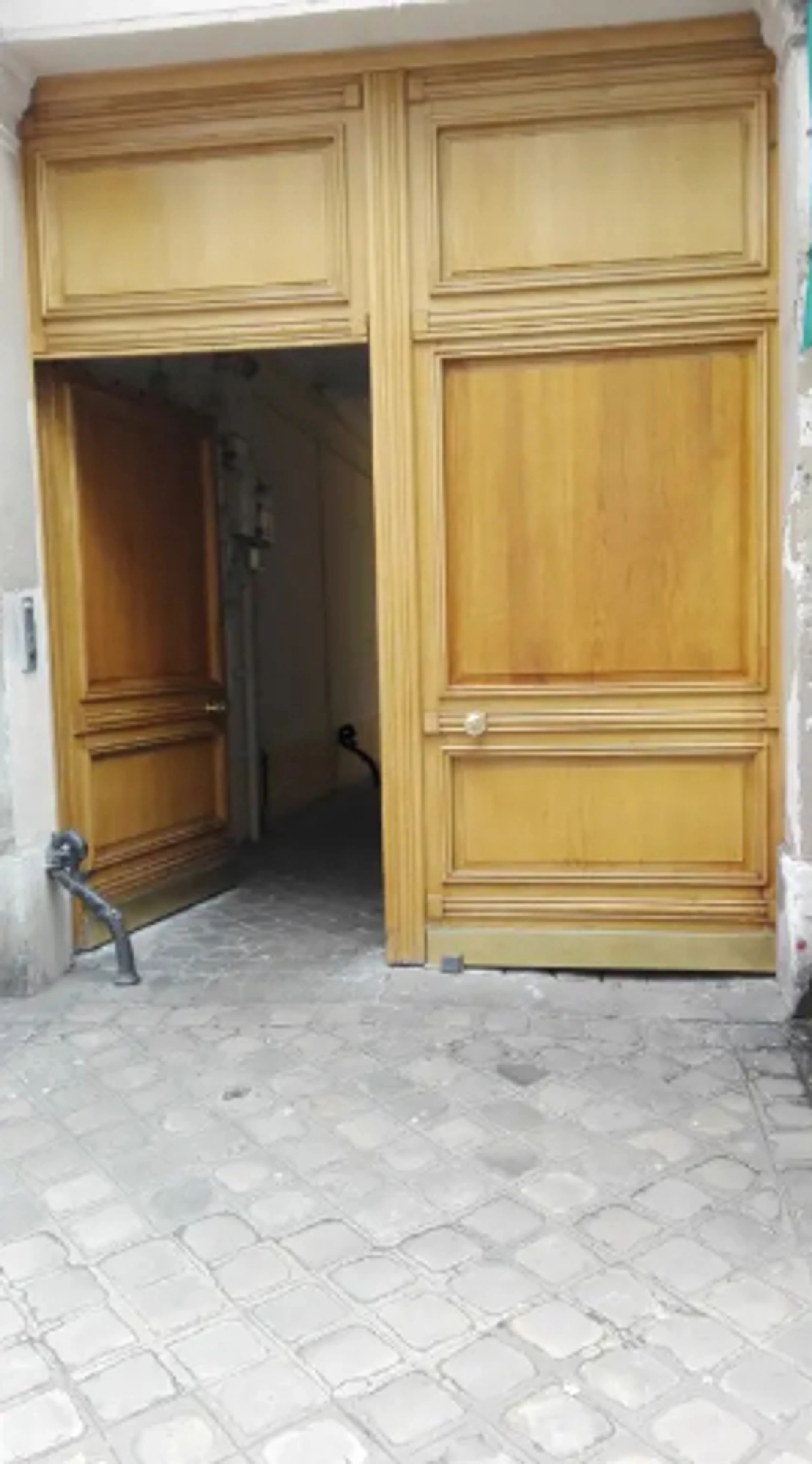 Paris 10ème - studio 7,33m2 loi Carrez. 5