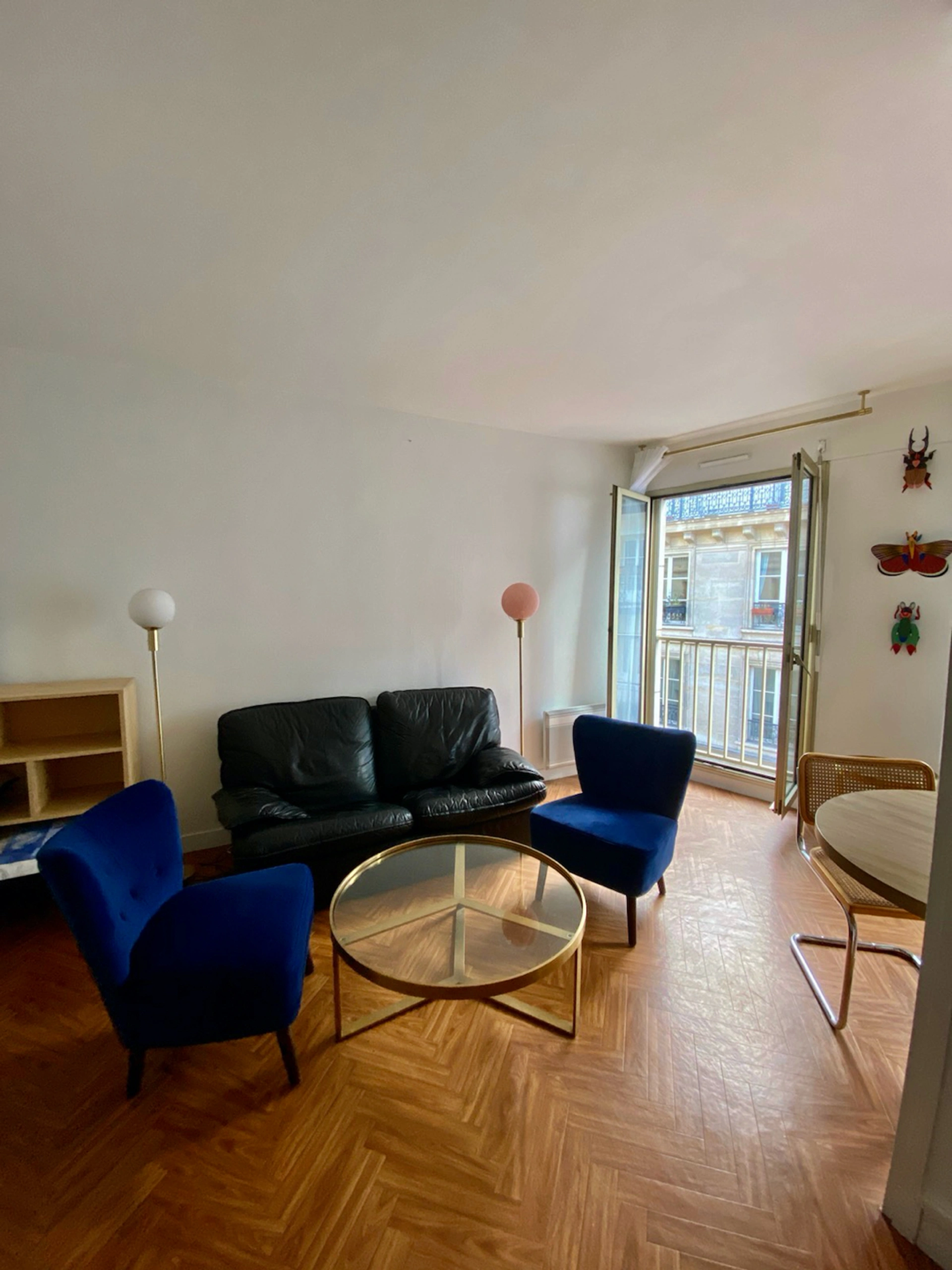 Grand studio meublé dans quartier sympa 2
