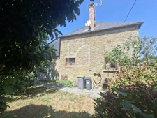 Maison individuelle en pierre, 136 m2, 4 chambres, terrain a 15