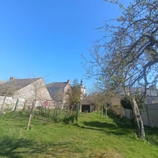 Maison en pierre, 3 chambres , jardin clos 1000 m2, garage,  17