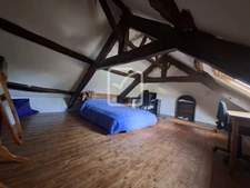 Longère 9 pièces, 6 chambres sur 3088 m2 de terrain clos. Sa 15