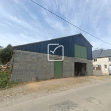 Ensemble immobilier : Longère, Maison à rénover, hangar Agri 15