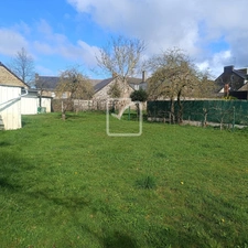 Maison en pierre, 3 chambres , jardin clos 1000 m2, garage,  16