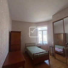 Maison en pierre, 3 chambres , jardin clos 1000 m2, garage,  12