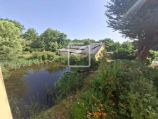 Ensembles de 2 Maisons sur propriété de 4730m2 + 12760 m2 de 12