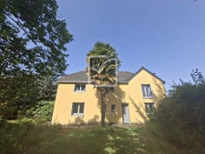 Ensembles de 2 Maisons sur propriété de 4730m2 + 12760 m2 de 1