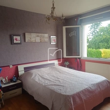 Propriété, piscine, 4 chambres, 2300 M2 de terrain à Guillie 10