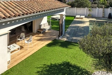 Villa contemporaine rénovée/imaginée par architecte d’intérieur – volumes exceptionnels – Janas
