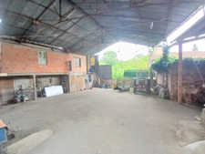 A saisir ! Ensemble immobilier plein de charme avec maison, 