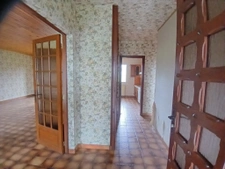 Coup de coeur   Maison de plain-pied  au calme avec + 4000 m2