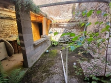 Idéal investisseur ou premier achat -Maison en pierre   Peti