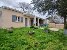 Maison de plain-pied avec vue dégagée Roullet-Saint-Estèphe