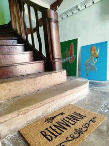 Charmante maison de village en pierre   volumes, cachet et v