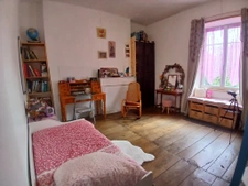  Maison en pierre rénovée, charme, confort et commodités à p