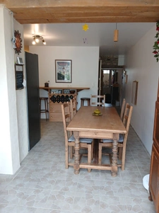  Maison en pierre rénovée, charme, confort et commodités à p