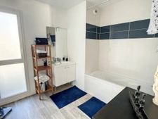 Appt récent 3 chambres, balcon et terrasse