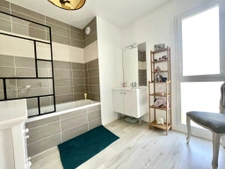 Bel appartement 3 chambres avec terrasse