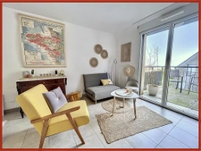 Centre Cancale - balcon vue mer et stationnement