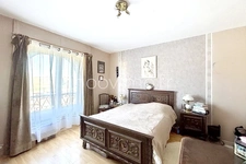 Centre St-Coulomb, maison + appartement 