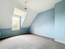 Maison 3 chambres, garage, très beau jardin arboré