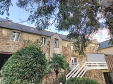 Maison pierres rénovée, avec très belle vue mer