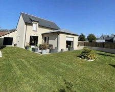 Contemporaine lumineuse, belles prestations 