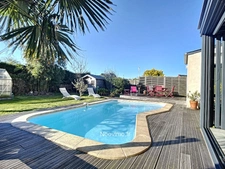 Maison 5 chambres, piscine, ss-sol complet