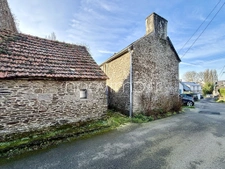 Maison pierres et ardoises à rénover