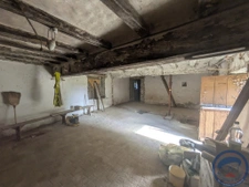 Ancien corps de ferme à rénover   Au coeur de la campagne