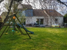 Jolie maison familiale proche commodités! DISPONIBILITE 2021