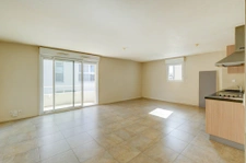 APPARTEMENT T3 CENTRE BASSE GOULAINE