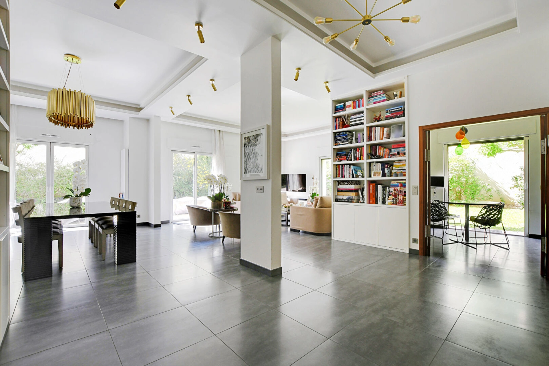 LEVALLOIS PERRET - DANTON 5