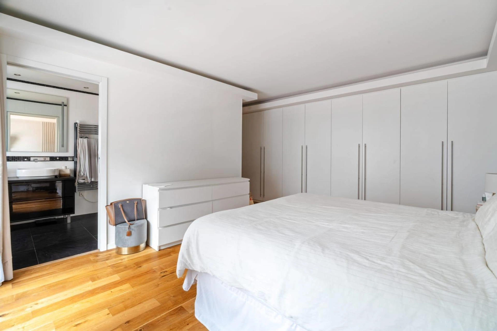 LEVALLOIS - POMPIDOU 10