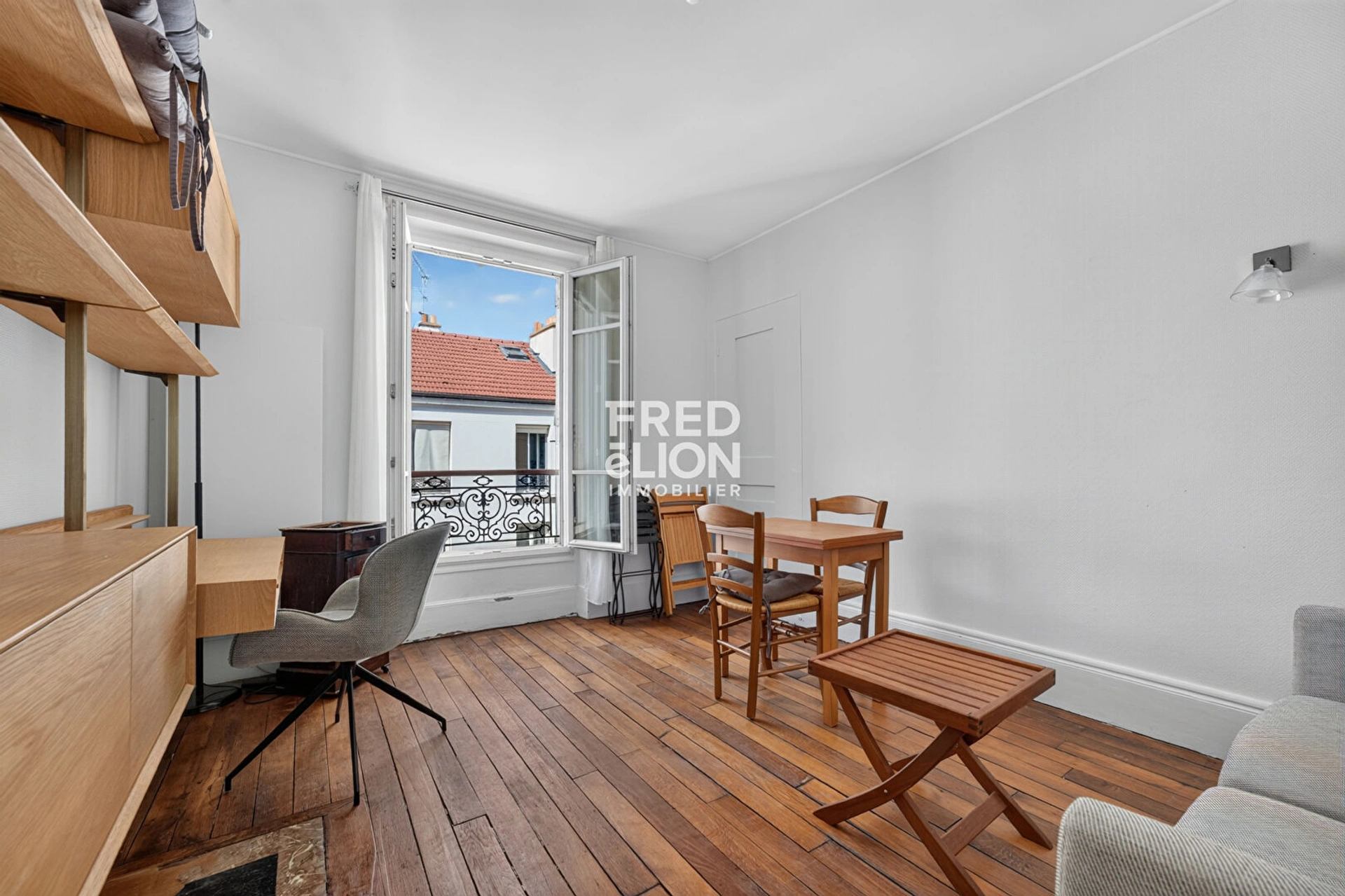 LEVALLOIS-PERRET - MAIRIE - 2 PIECES - 39 m2 2