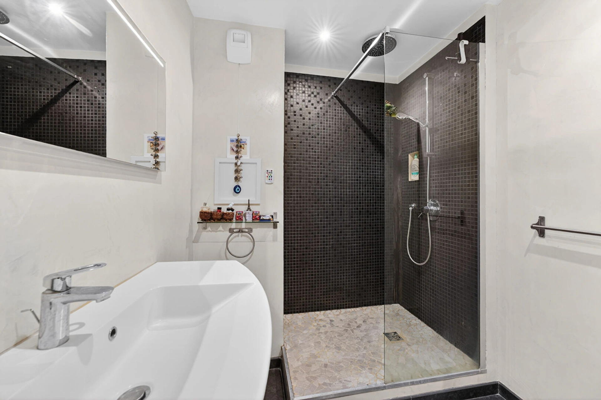 Levallois - Centre Aquatique - Magnifique 2 pièces avec balcon 12