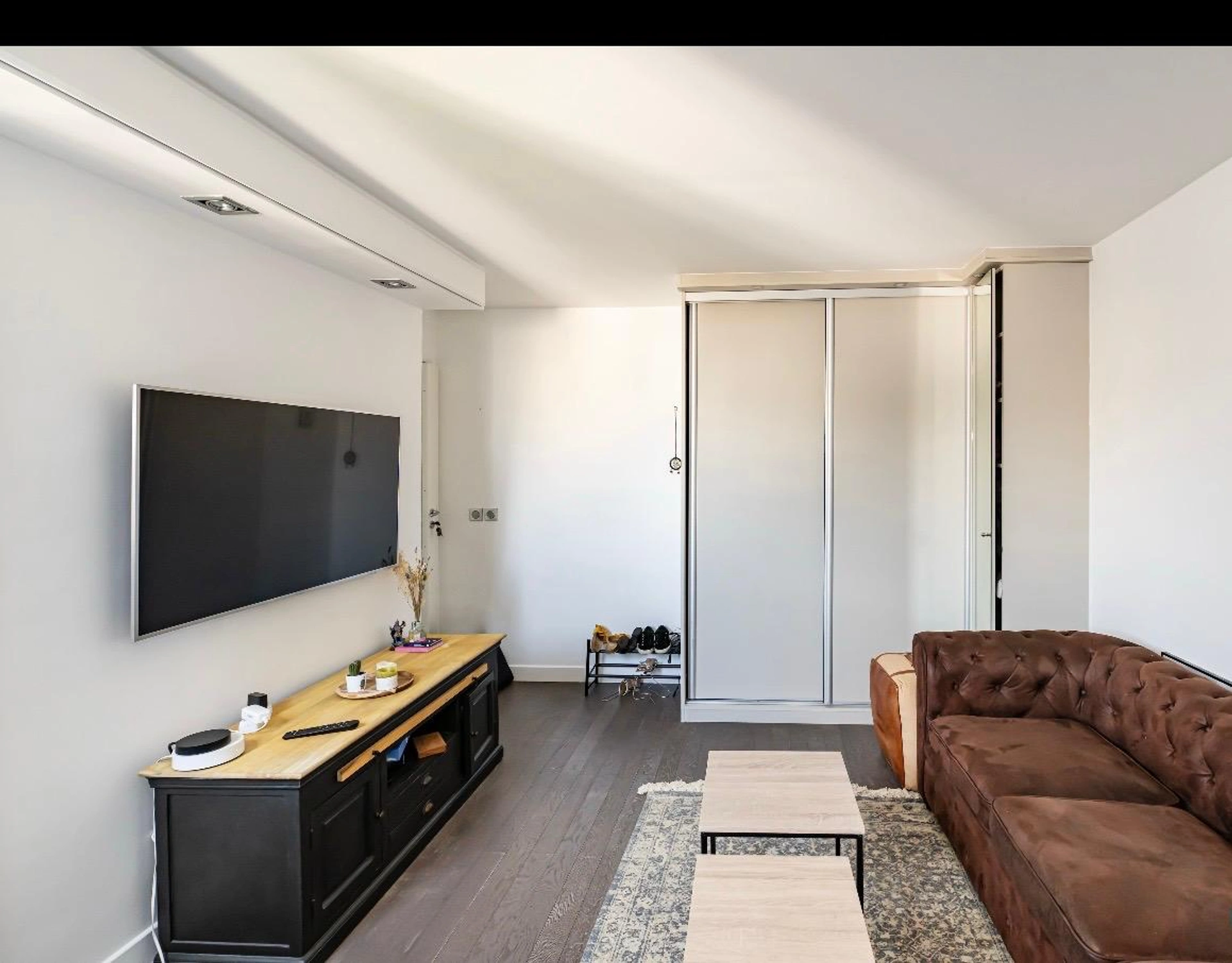 Levallois - Danton Magnifique 2 pièces au dernier étage 1