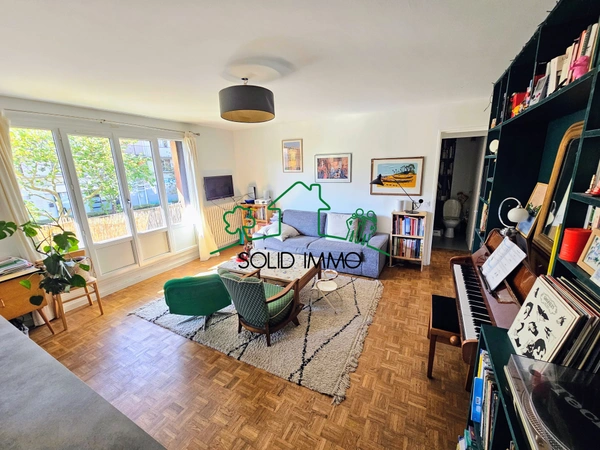 Appartement T4 lumineux de 73 m2 avec balcon à Romainville c