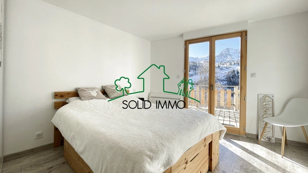 Iolsa 2000 : Appartement T4 Rénové avec Terrasse ensoleillée