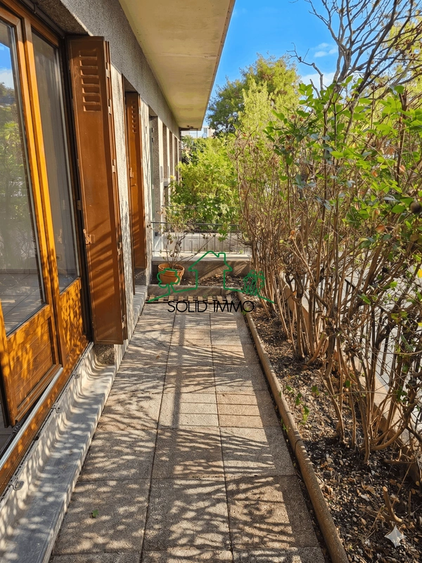 Appartement 51 m2 Carrez (80 m2 au sol) avec Terrasse & Fort
