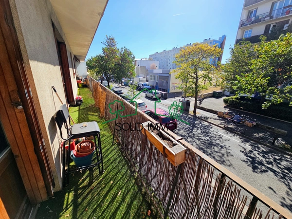 Appartement T4 lumineux de 73.7 m2 avec balcon à Romainville