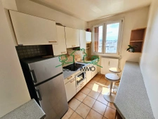 T2 avec parking fermé, belle vue plein sud