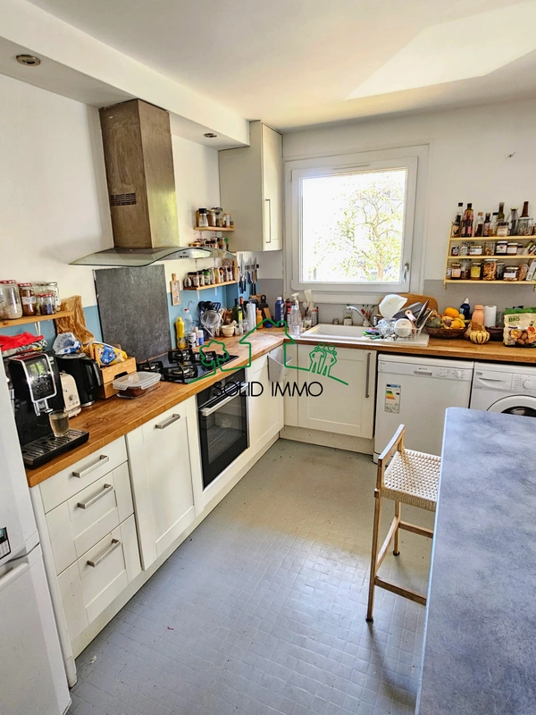 Appartement T4 lumineux de 73.7 m2 avec balcon à Romainville